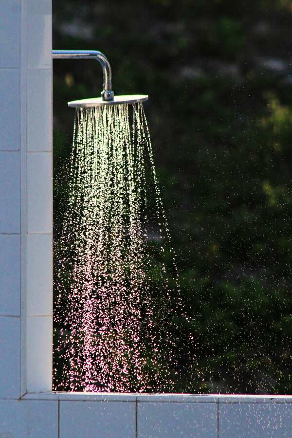 cold shower outdoor