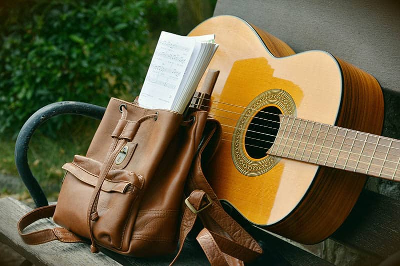 guitar backpacking